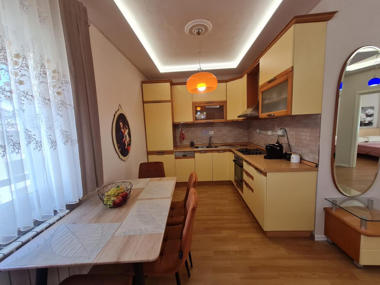 Sara-El Seaside Apartment Durres Bagian luar foto